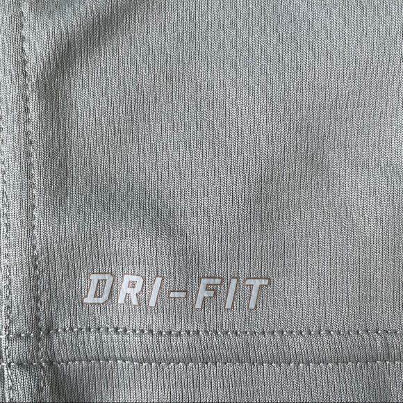 Mens Nike Dri Fit Tank - Picture 5 of 6